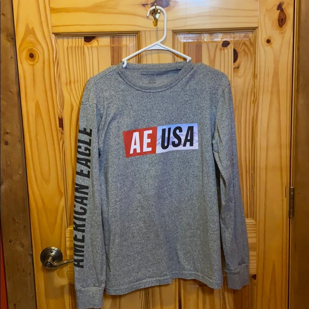 American Eagle long sleeve
